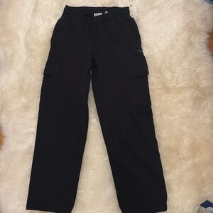 Aritzia cargo sweatpants black size small